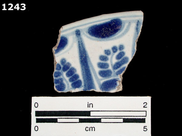 SAN AGUSTIN BLUE ON WHITE specimen 1243 