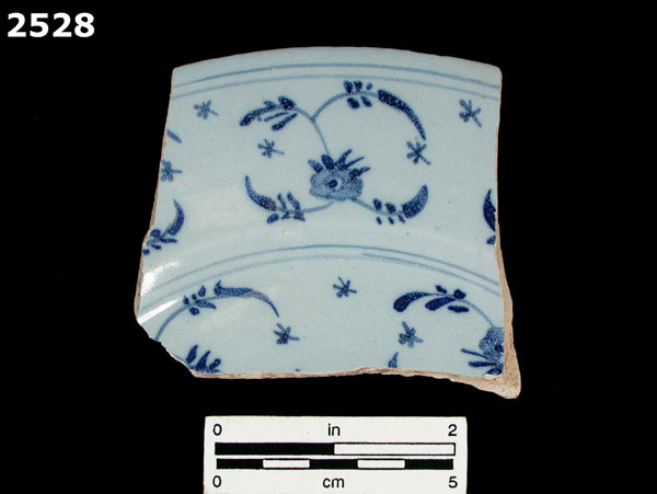DELFTWARE, BLUE ON WHITE specimen 2528 front view