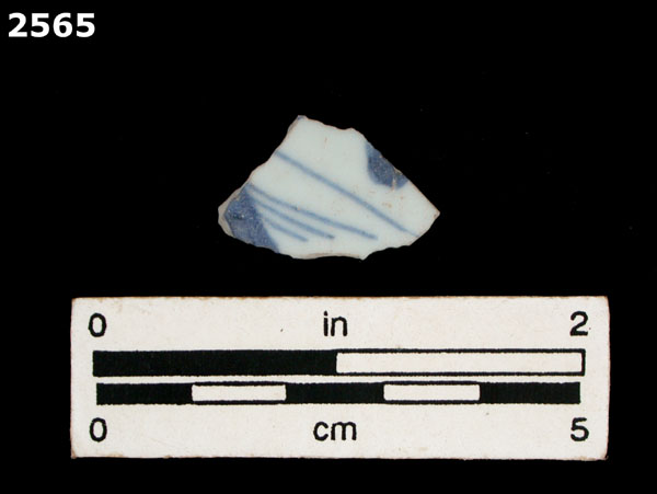 PORCELAIN, MING BLUE ON WHITE specimen 2565 