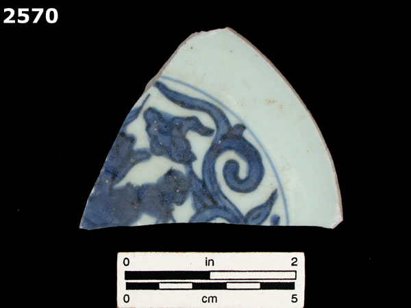 PORCELAIN, MING BLUE ON WHITE specimen 2570 