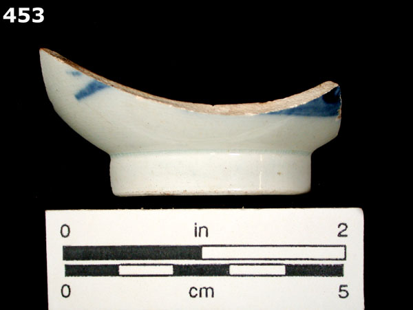 PEARLWARE, HAND PAINTED BLUE AND WHITE specimen 453 
