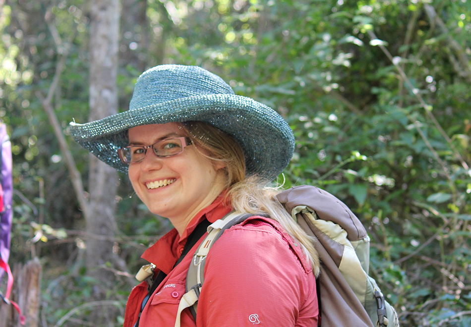 Laura Cotton, half header