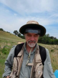 Steve in the eld with his magnifyingvisor