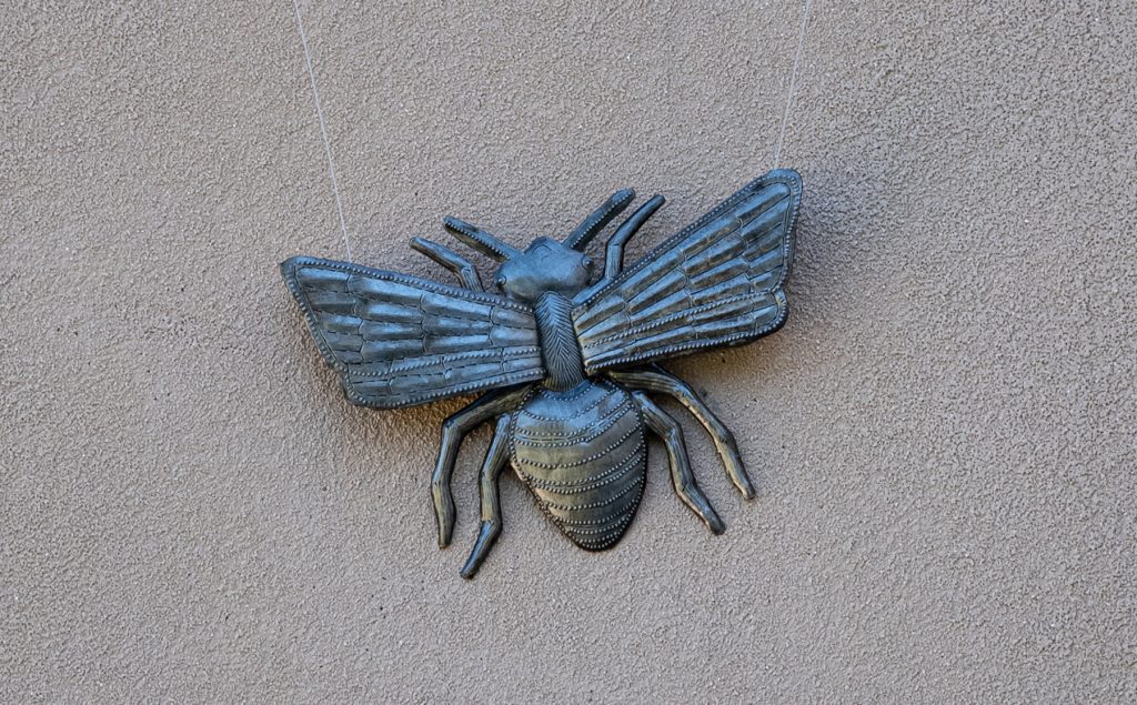 metal bee ornament