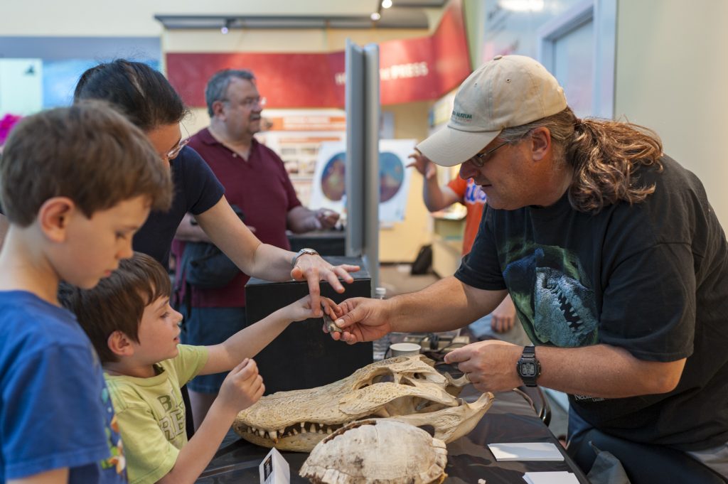 Jon Bloch talking to children about fossils