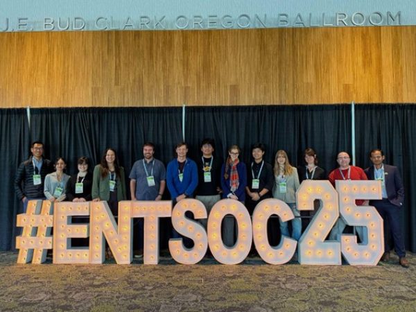 Members of the Kawahara Lab at the ESA Annual Meeting