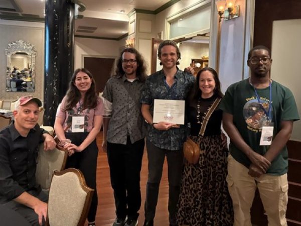 Rachel Narducci and FLMNH Division of Vertebrate Paleontology staff at AMMP