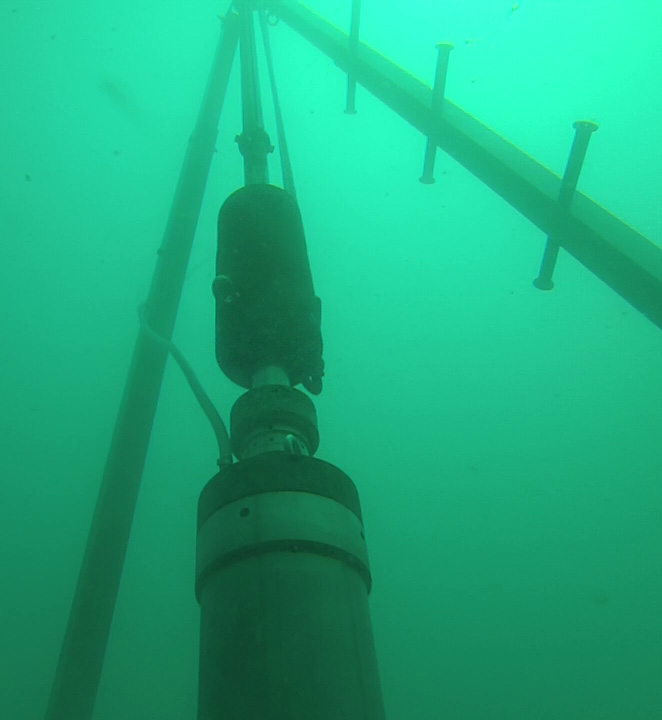 Underwater nuclear sampler