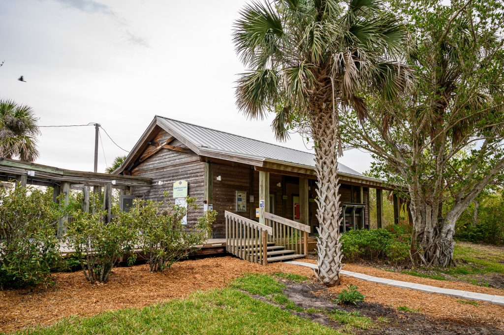 Classroom and gift shop building at RRC.