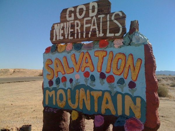 sign at entrance to Salvation Mountain