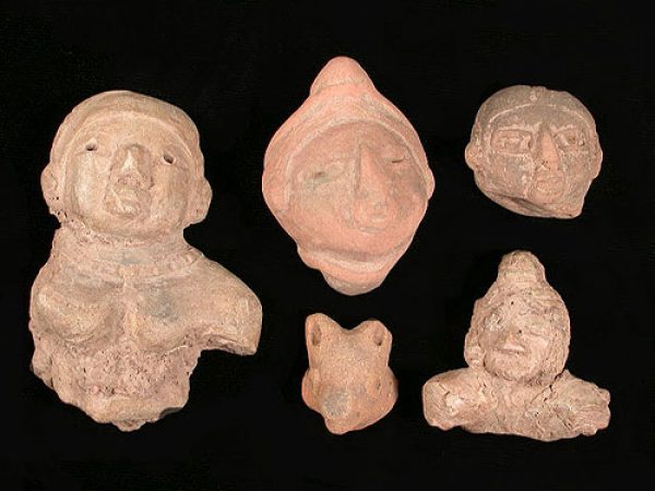 Naranjo Chino Farm pottery