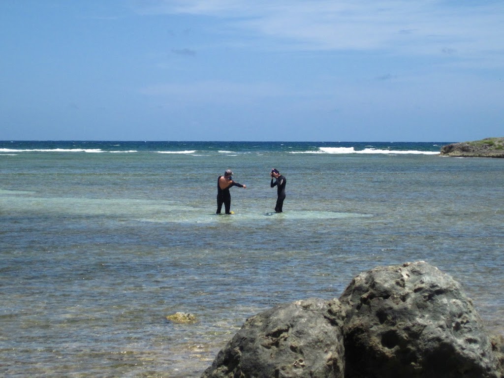 Gustav and François in snorkel gear