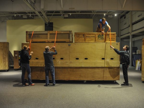 Packing crates