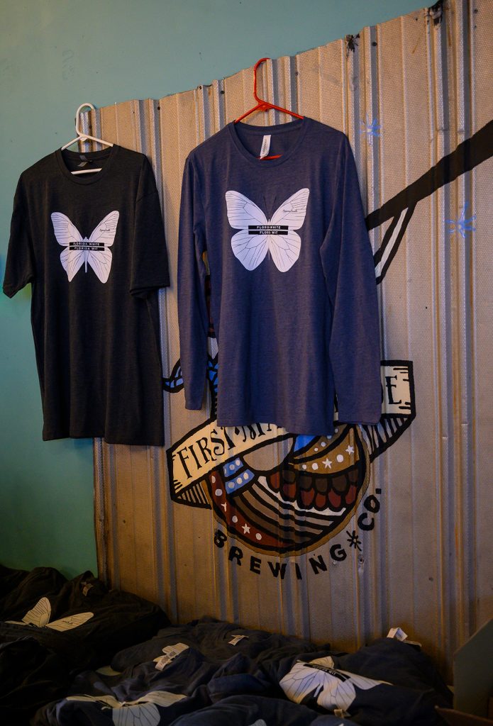 Two t-shirts with the logo for the Florida Whit Beer