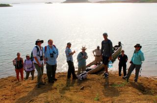 GABI-RET group getting ready for fieldwork at Lake Alajuela. © Photo courtesy of Megan Higbee.