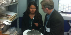 Camila Martínez and Bruce MacFadden at Universidad de los Andes. © Photo by Santiago Madriñan.