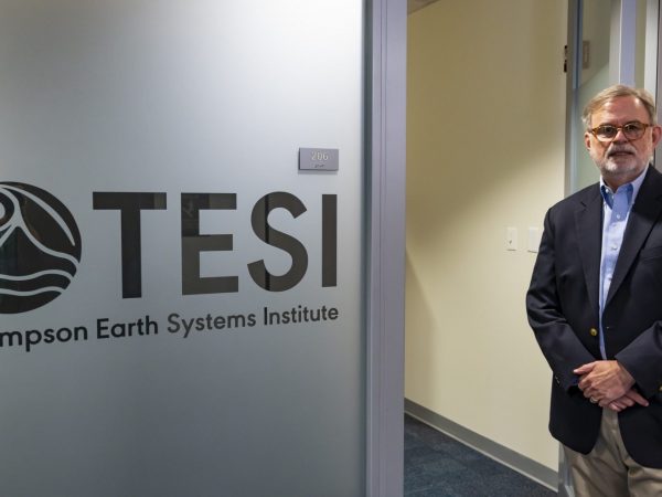 The Thompson Earth Science Institute, led by director Bruce MacFadden, advocates for environmental stewardship and science education in the state of Florida and is soon to receive a major boost to its outreach efforts with the expansion of its facilities at the Florida Museum of Natural History.