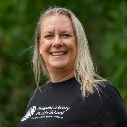 laura kemble headshot