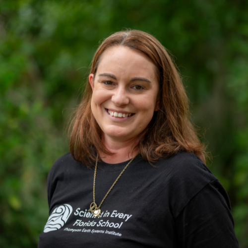 shauna deskins headshot