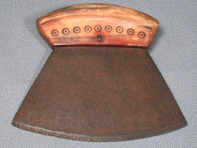 Woman's Knife or Ulu